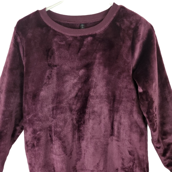 Velour Plush Sweatshirt - Picture 2 of 8